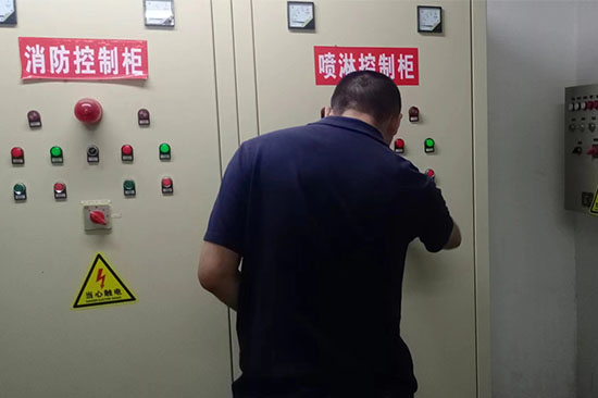 消防水泵控制柜无法自动切换主备电源如何维修
